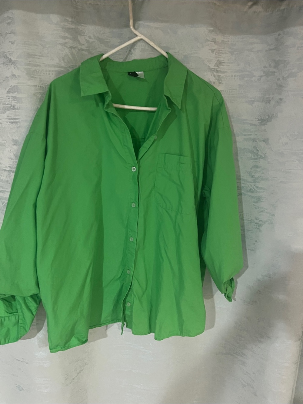 H&M Bright Green Casual Button-Down Shirt